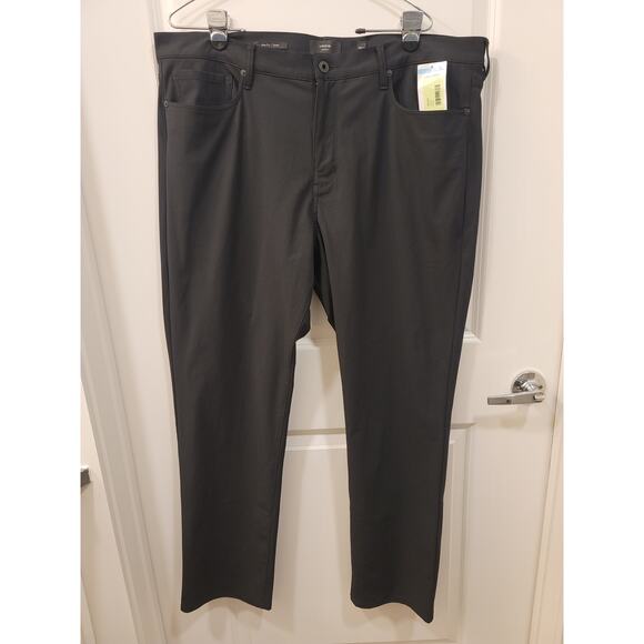 Men's Vince Lightweight Dylan 5 Pocket Pants - Picture 2 of 9